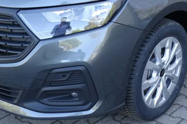 Ford Tourneo Connect (2026) thumbnail 4