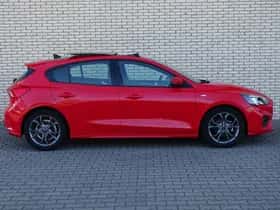 Ford Focus (2020) thumbnail 6