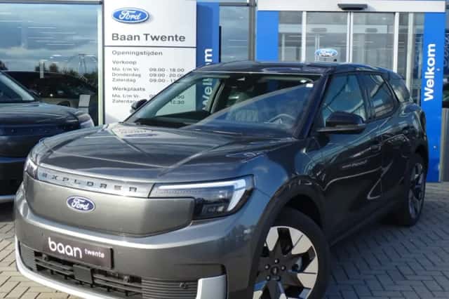 Ford Explorer (2026) thumbnail 2