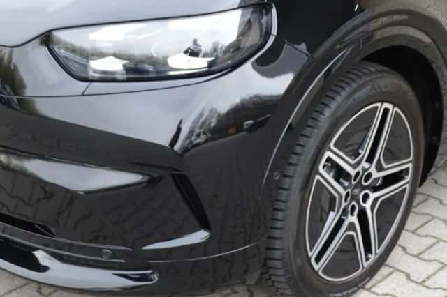 Ford Capri (2024) thumbnail 4