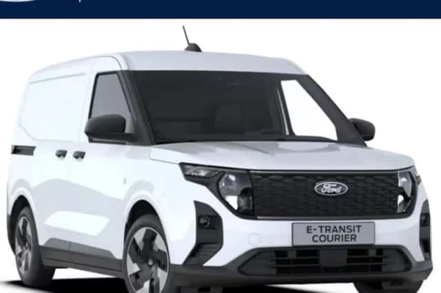 Ford E-Transit Courier (2026) thumbnail 1