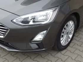 Ford Focus (2019) thumbnail 4