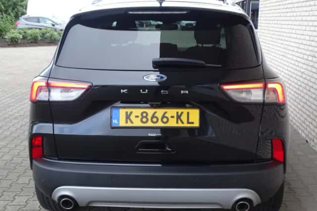 Ford Kuga (2020) thumbnail 6