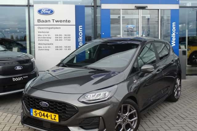 Ford Fiesta (2023) thumbnail 2