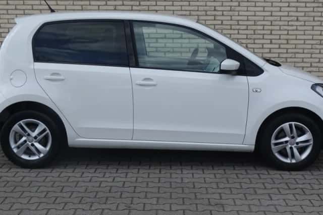 SEAT Mii (2013) thumbnail 5