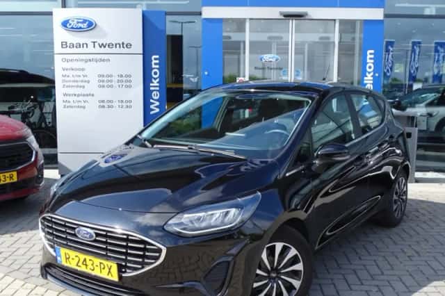 Ford Fiesta (2022) thumbnail 2