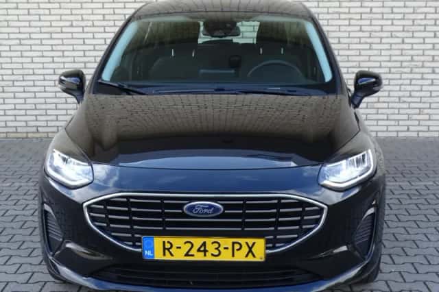 Ford Fiesta (2022) thumbnail 3