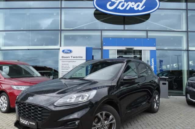 Ford Kuga (2021) thumbnail 2