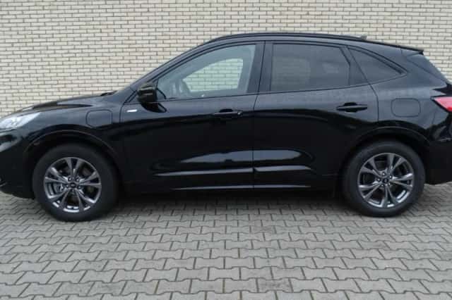 Ford Kuga (2021) thumbnail 5