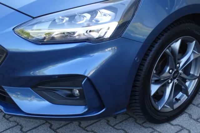 Ford Focus (2019) thumbnail 4