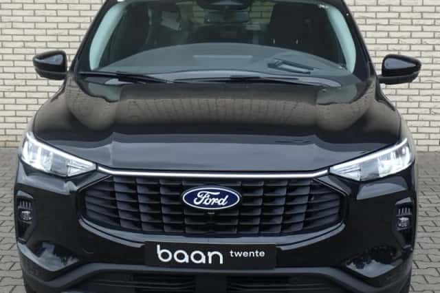 Ford Kuga (2026) thumbnail 3