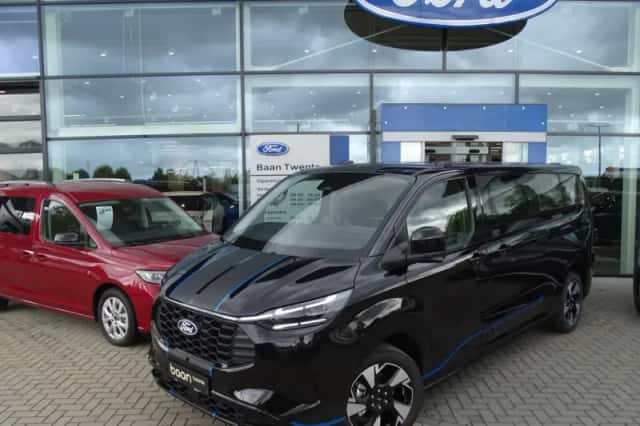 Ford Transit Custom (2026) thumbnail 2