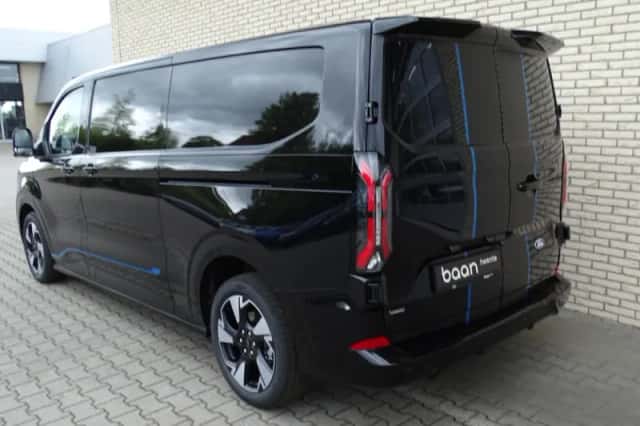 Ford Transit Custom (2026) thumbnail 5