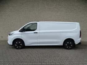 Ford E-Transit Custom (2026) thumbnail 4