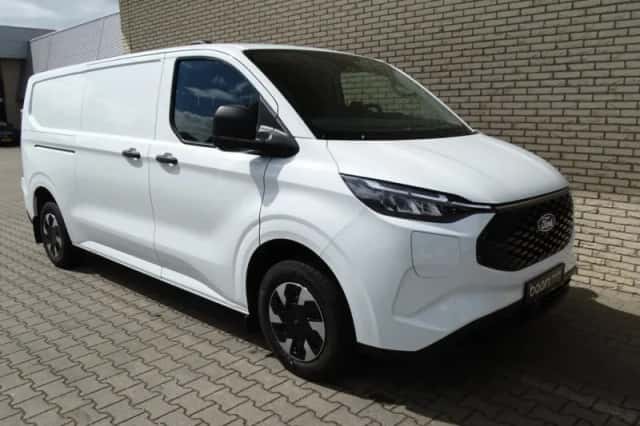 Ford E-Transit Custom (2026) thumbnail 6