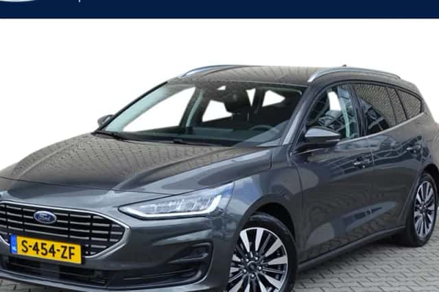 Ford Focus (2023) thumbnail 1