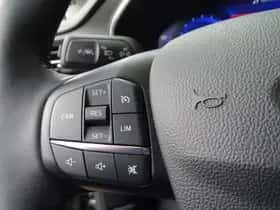 Ford Focus (2023) thumbnail 17