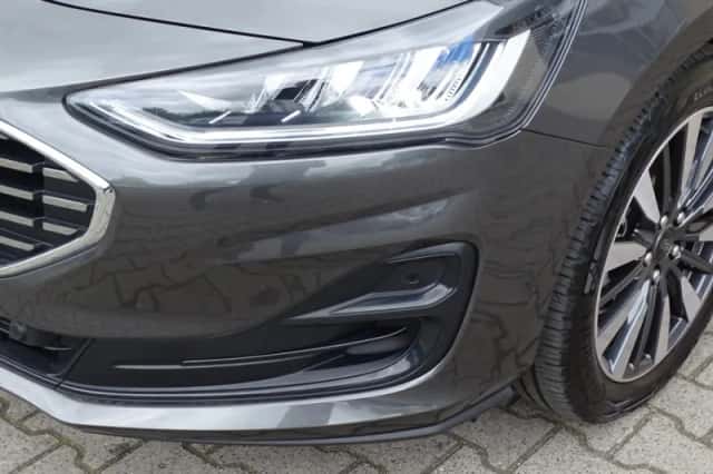 Ford Focus (2023) thumbnail 4