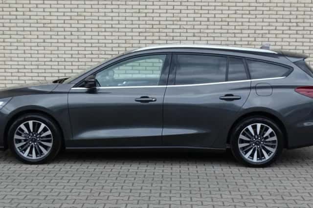 Ford Focus (2023) thumbnail 5