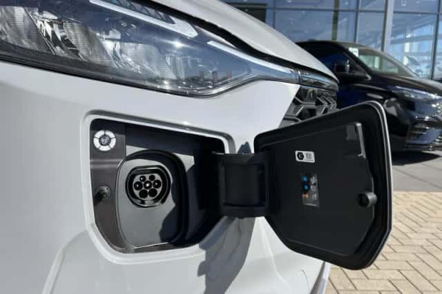 Ford Tourneo Custom (2025) thumbnail 5