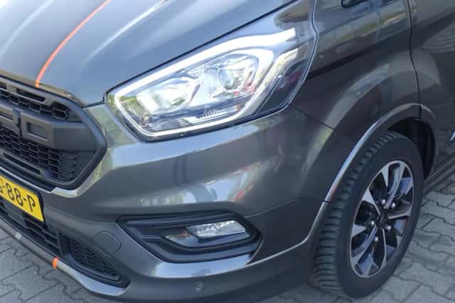 Ford Transit Custom (2019) thumbnail 3
