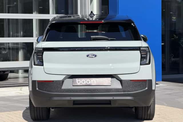 Ford Explorer (2026) thumbnail 5