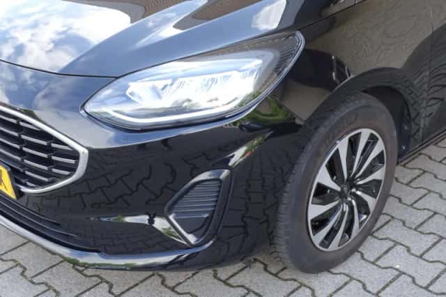 Ford Fiesta (2022) thumbnail 4