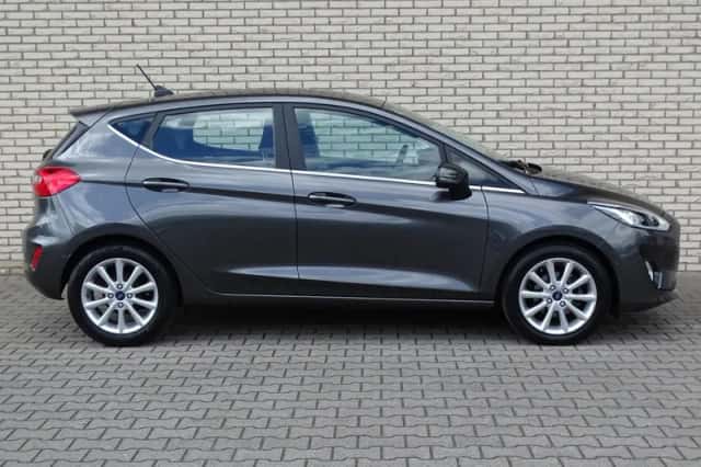 Ford Fiesta (2021) thumbnail 6