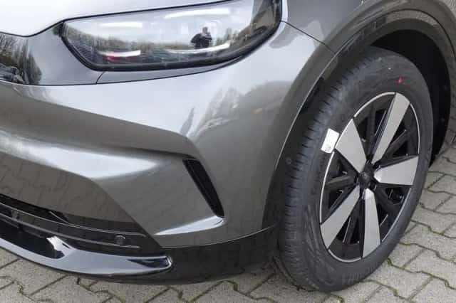 Ford Capri (2026) thumbnail 4