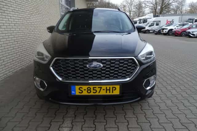 Ford Kuga (2019) thumbnail 3