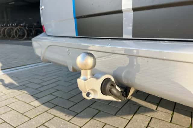Ford Tourneo Custom (2025) thumbnail 4