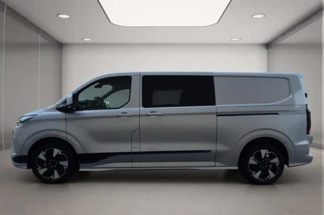 Ford Transit Custom (2026) thumbnail 3