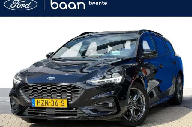 Ford Focus (2021) thumbnail 1