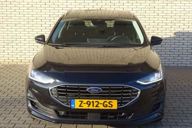 Ford Focus (2024) thumbnail 3