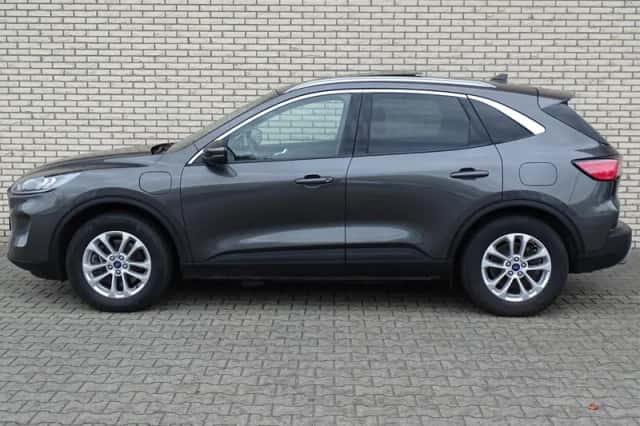Ford Kuga (2021) thumbnail 5