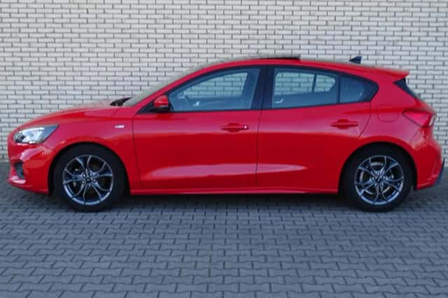 Ford Focus (2020) thumbnail 5