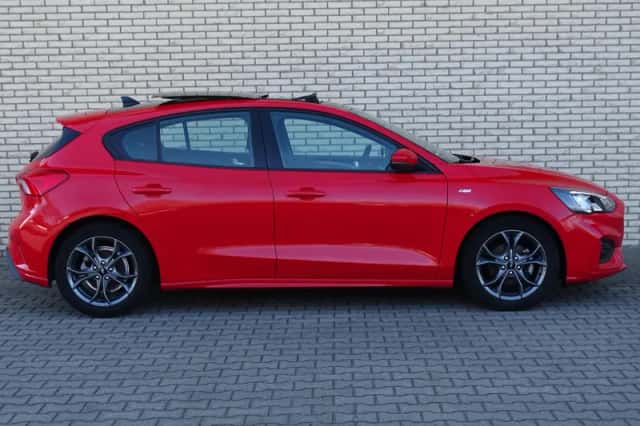 Ford Focus (2020) thumbnail 6