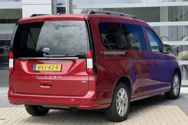 Ford Tourneo Connect (2025) thumbnail 3
