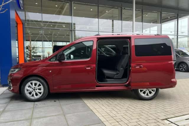 Ford Tourneo Connect (2025) thumbnail 5