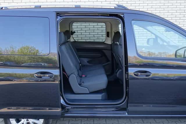 Ford Tourneo Connect (2025) thumbnail 5