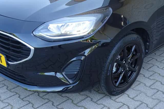 Ford Fiesta (2022) thumbnail 4