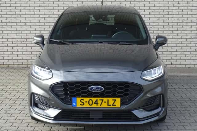Ford Fiesta (2023) thumbnail 3