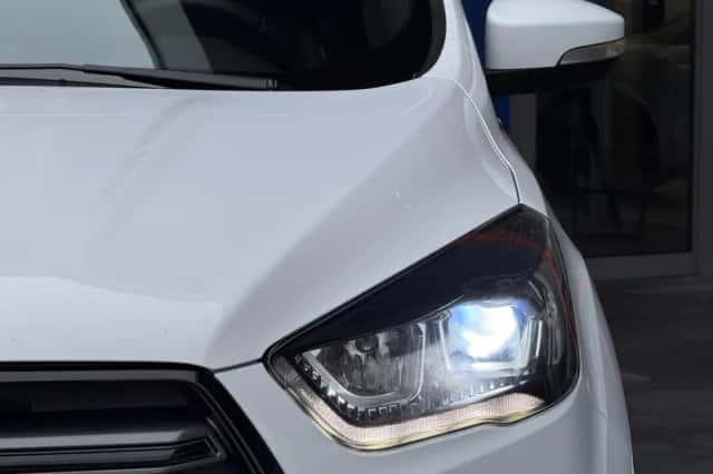 Ford Kuga (2018) thumbnail 6
