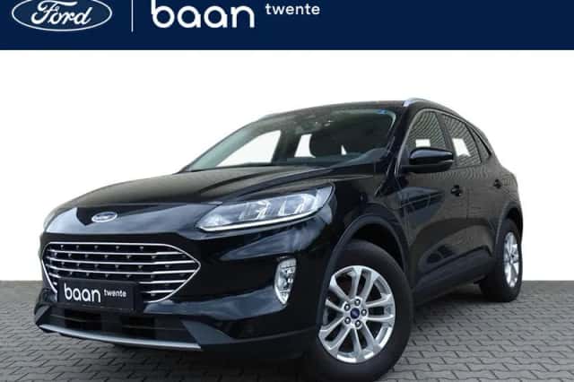 Ford Kuga (2022) thumbnail 1