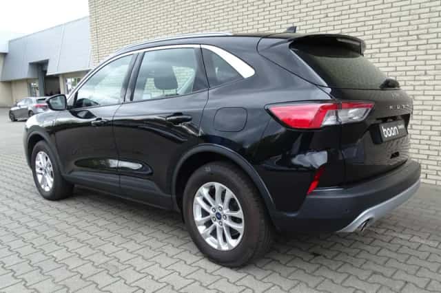 Ford Kuga (2022) thumbnail 6