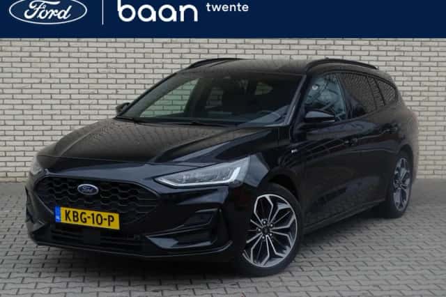 Ford Focus (2022) thumbnail 1