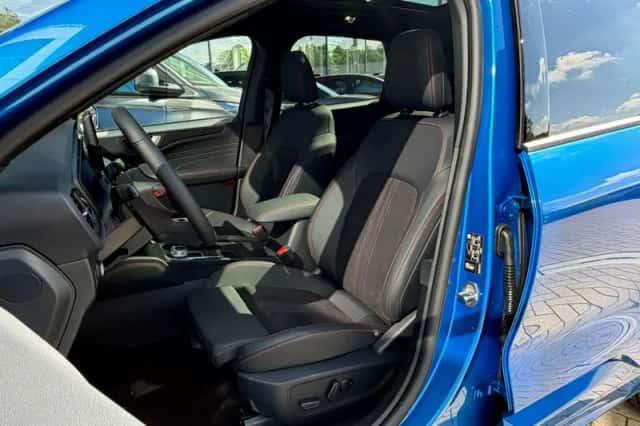 Ford Kuga (2026) thumbnail 3