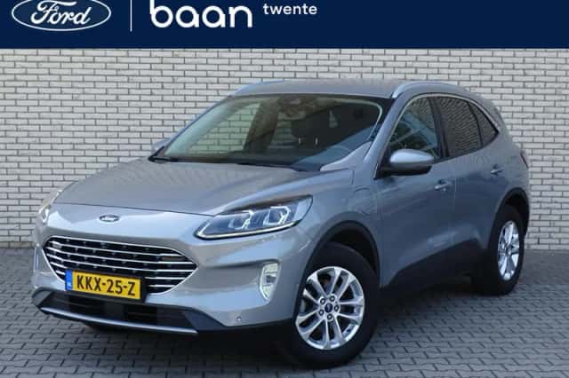 Ford Kuga (2021) thumbnail 1