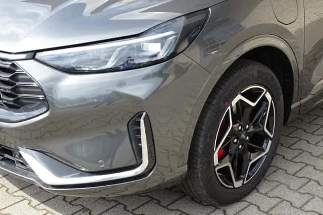 Ford Kuga (2026) thumbnail 3