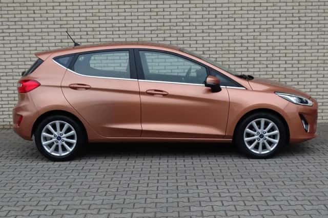 Ford Fiesta (2017) thumbnail 4